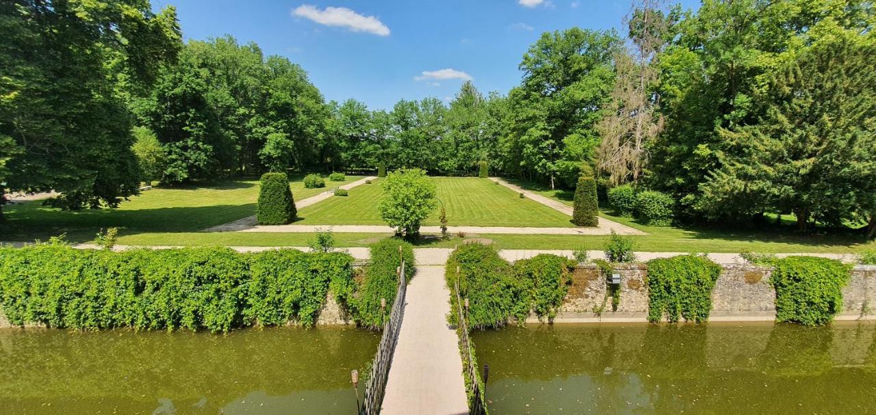 Chateau De La Cour Senlisse Esterno foto