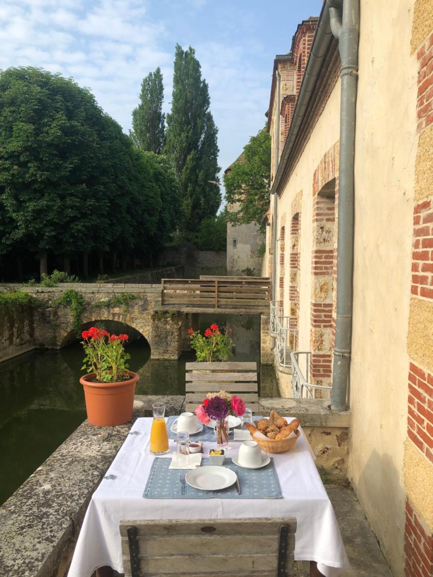 Chateau De La Cour Senlisse Esterno foto